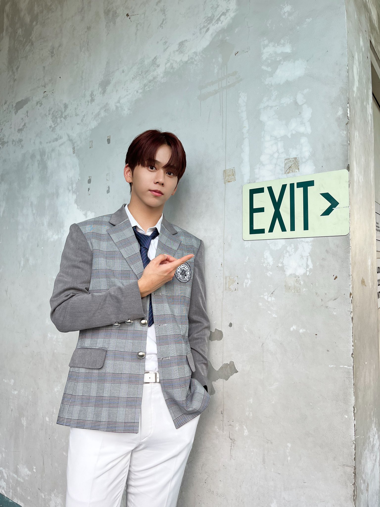 [잡담] 애들 교복입은 거 오랜만에 본다 ㅠㅠ | 인스티즈