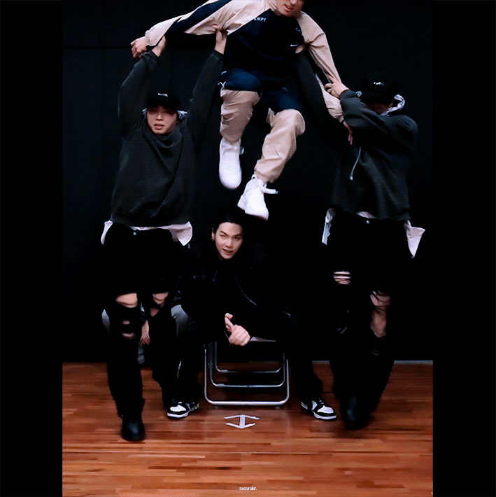 [잡담] 달려라 방탄 정국은 그냥 진짜 맹수 느낌.. 끼로 될 문제가 아님 | 인스티즈