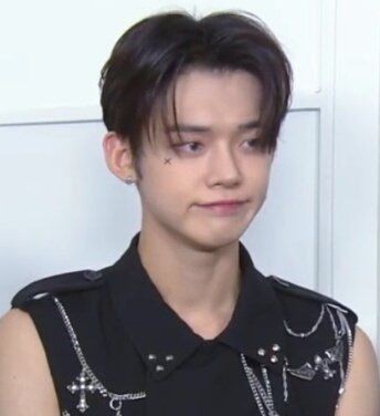 [잡담] 입덕초반엔 내 취향짤들 저장하고 시간 지나면 귀여운 저화질 저장한다는 거 진짜 같다... | 인스티즈