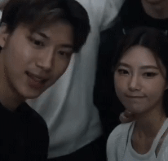 [잡담] 환연 태이나언 진짜 둘이 무슨 사이인지 모르겠지만 | 인스티즈