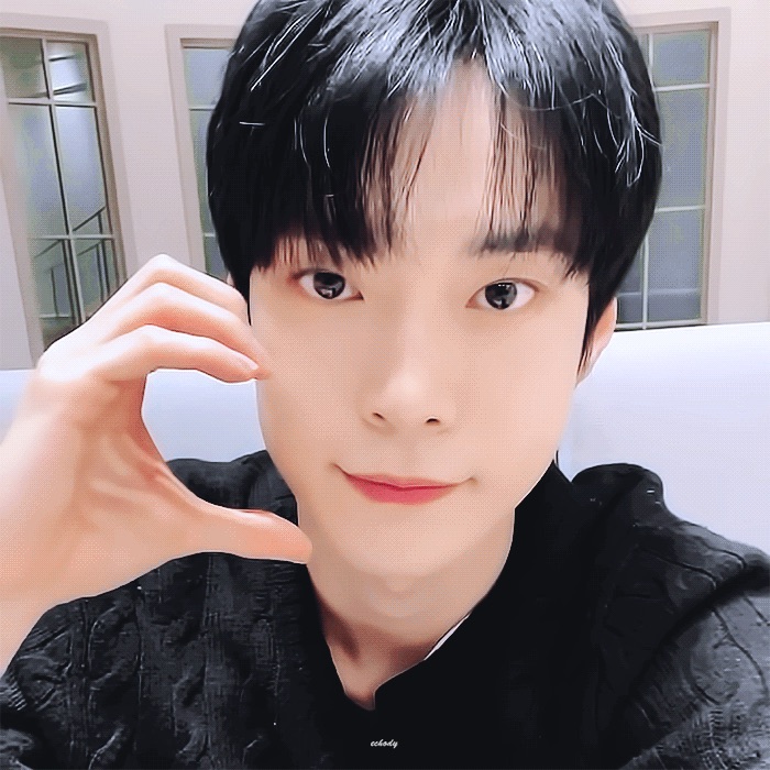 [잡담] 우리 토끼 생일입니다🐰💚 | 인스티즈