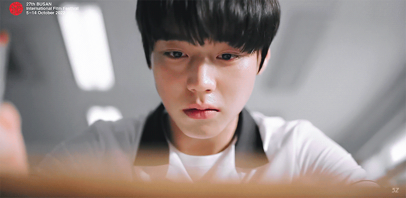 [잡담] 친구들아,, 내일 박지훈 나오는 약한 영웅 같이보자🥹 | 인스티즈