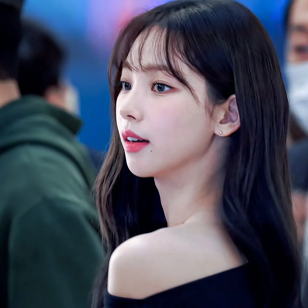 [잡담] 오늘자 앞머리 카리나 왜케 청순해 | 인스티즈