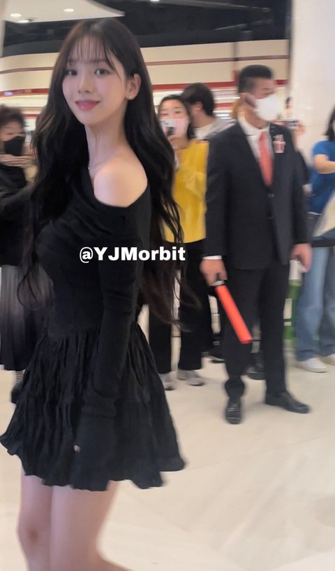 [잡담] 카리나 이 옷 정보 어디서 얻을 수 있나요 | 인스티즈