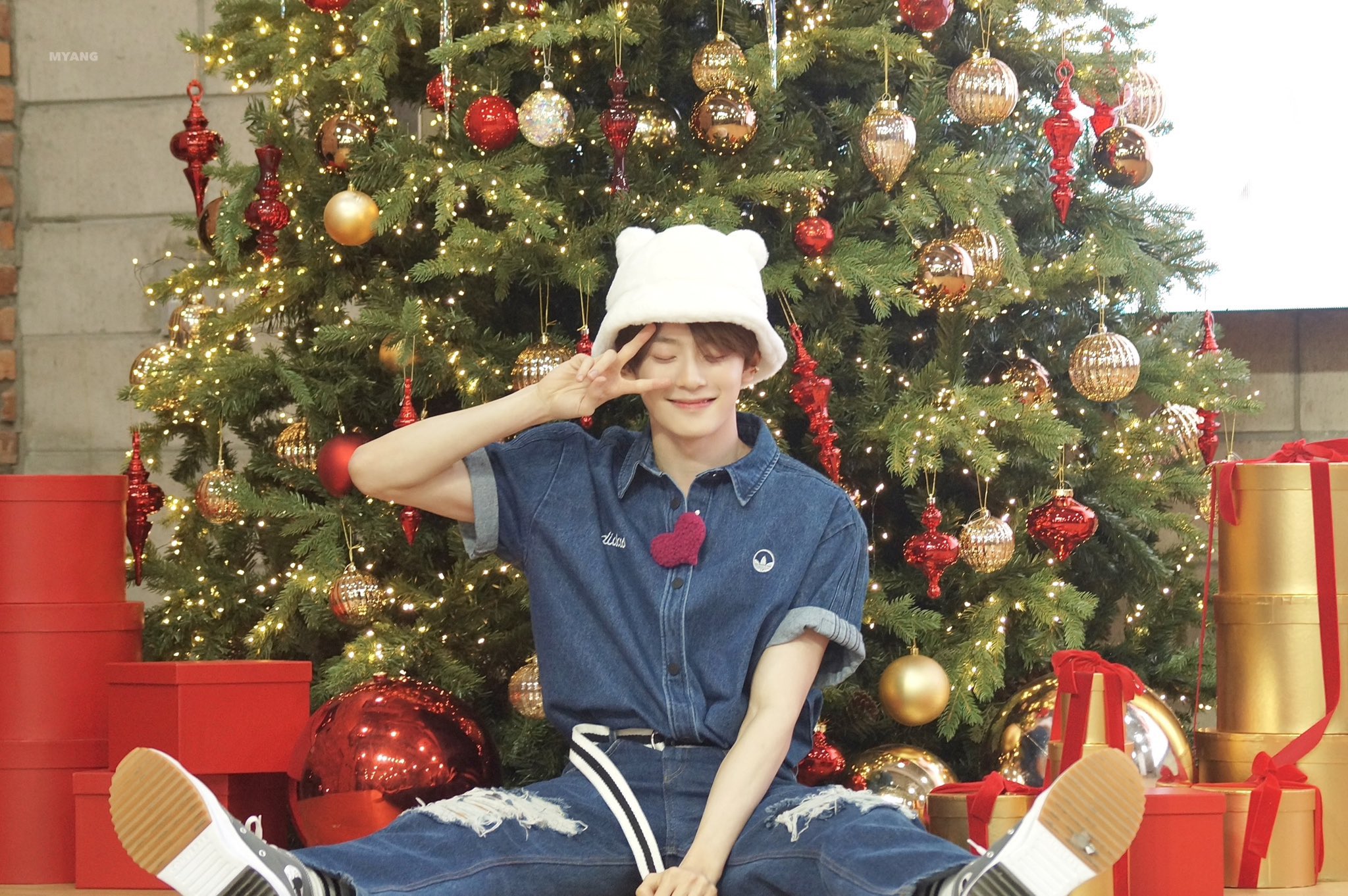 [잡담] 하 우리 애기 유치원에서 크리스마스 파티 했나봐 | 인스티즈