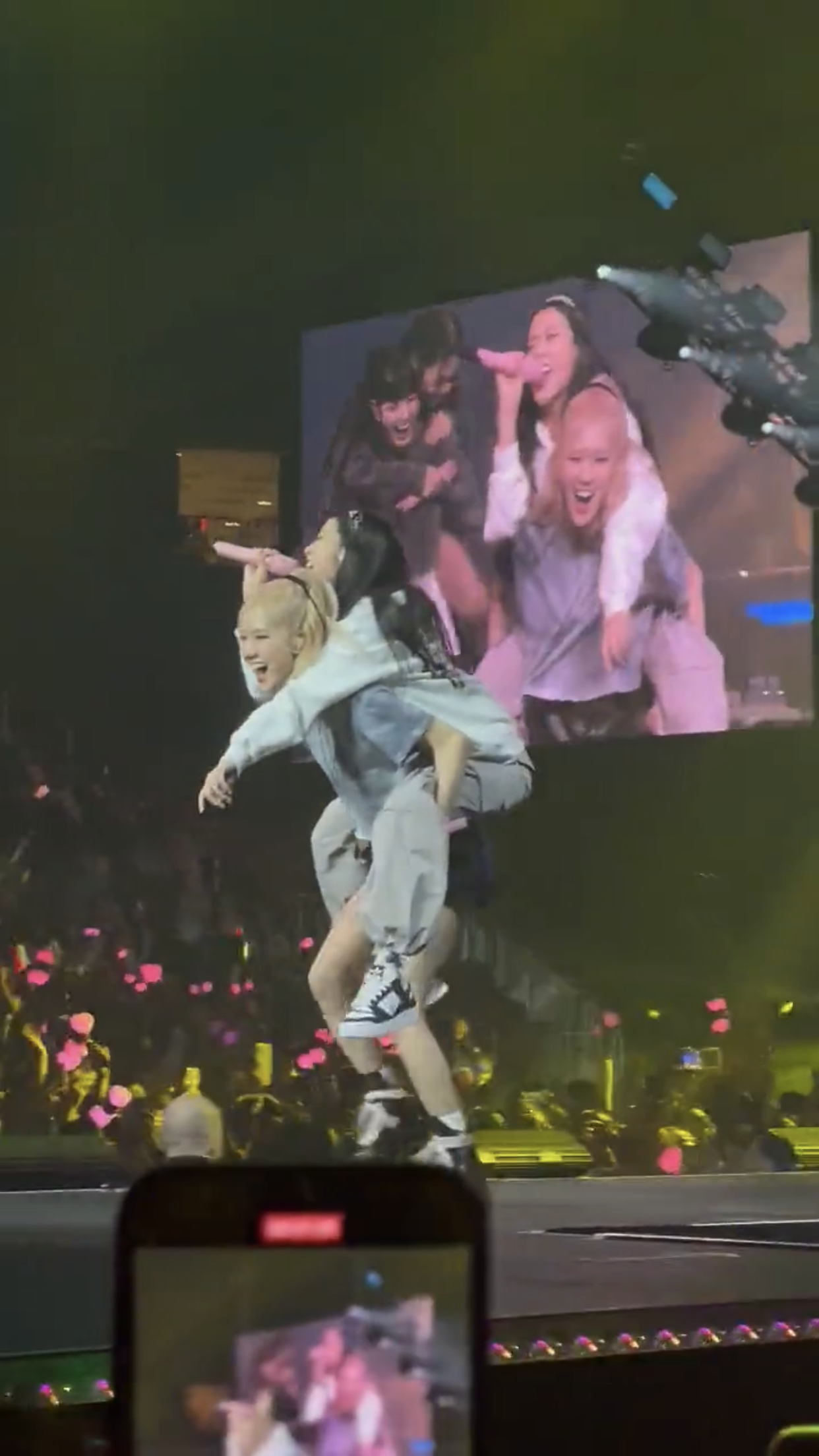 [잡담] 제니 이 사진 올린거 진짜 ㄱㅇㅇ | 인스티즈