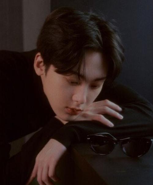 [잡담] 얼빡샷 처음 봤는데 코라인 진짜 예쁜 것 같아 | 인스티즈