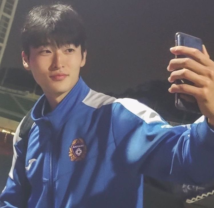 [잡담] 9번 조규성씨 사진들 | 인스티즈