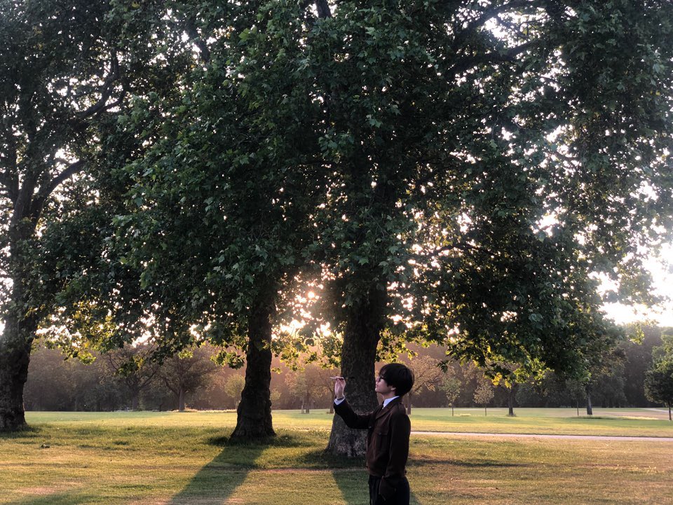 [잡담] 방탄 뷔 자작곡들은 노래 자체 분위기도 따뜻하지만 진짜 여운 깊게 남는 포인트가 | 인스티즈