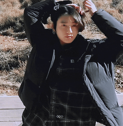 [잡담] 방탄 팬들아 진지하게 이 둘이 싸우면 누가 이김? | 인스티즈