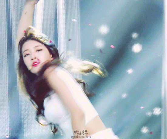 [잡담] 여돌컨셉 중에 이런 홀리는 느낌 너무 좋아 | 인스티즈