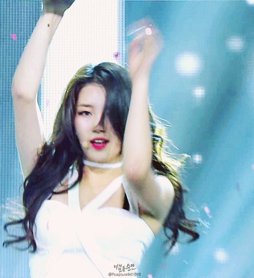 [잡담] 수지랑 카리나 둘다 이런 컨셉 찰떡이구나 | 인스티즈