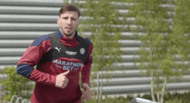 [잡담] 얘들아 근데.. 포르투갈 경기할때 4번 선수 잘 보렴 | 인스티즈