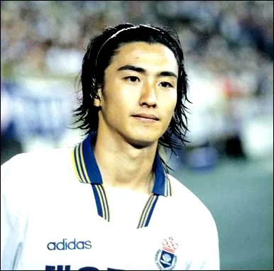 [잡담] 안정환 리즈시절 사진 쭉 보는데 진짜.. 진짜 잘생겼다 | 인스티즈