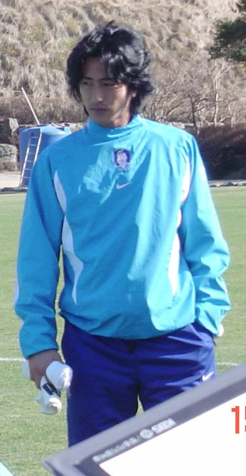 [잡담] 안정환 리즈시절 사진 쭉 보는데 진짜.. 진짜 잘생겼다 | 인스티즈