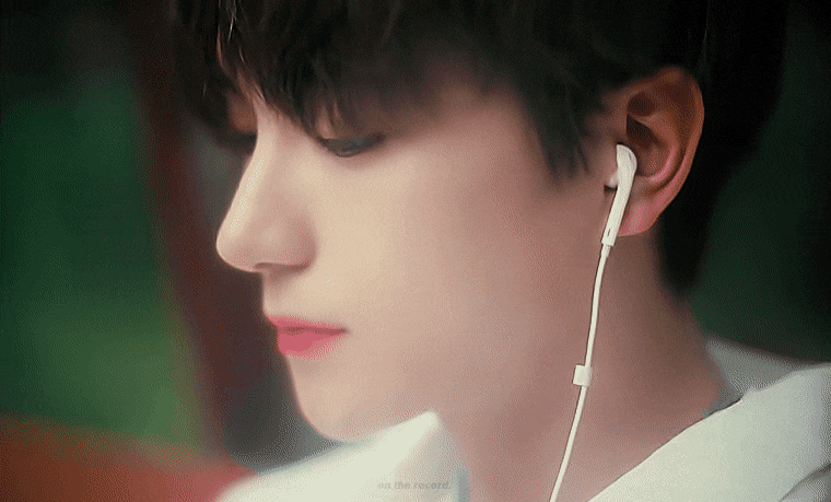 [잡담] 덥즈 현재 진짜 초초초초초초초미인이다 세상에서 젤 잘생겨보여... | 인스티즈