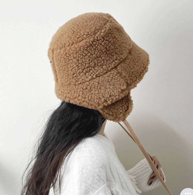 귀가 너무 시려워서 이런 모자 살까 하는데 막 튀진 않지? | 인스티즈