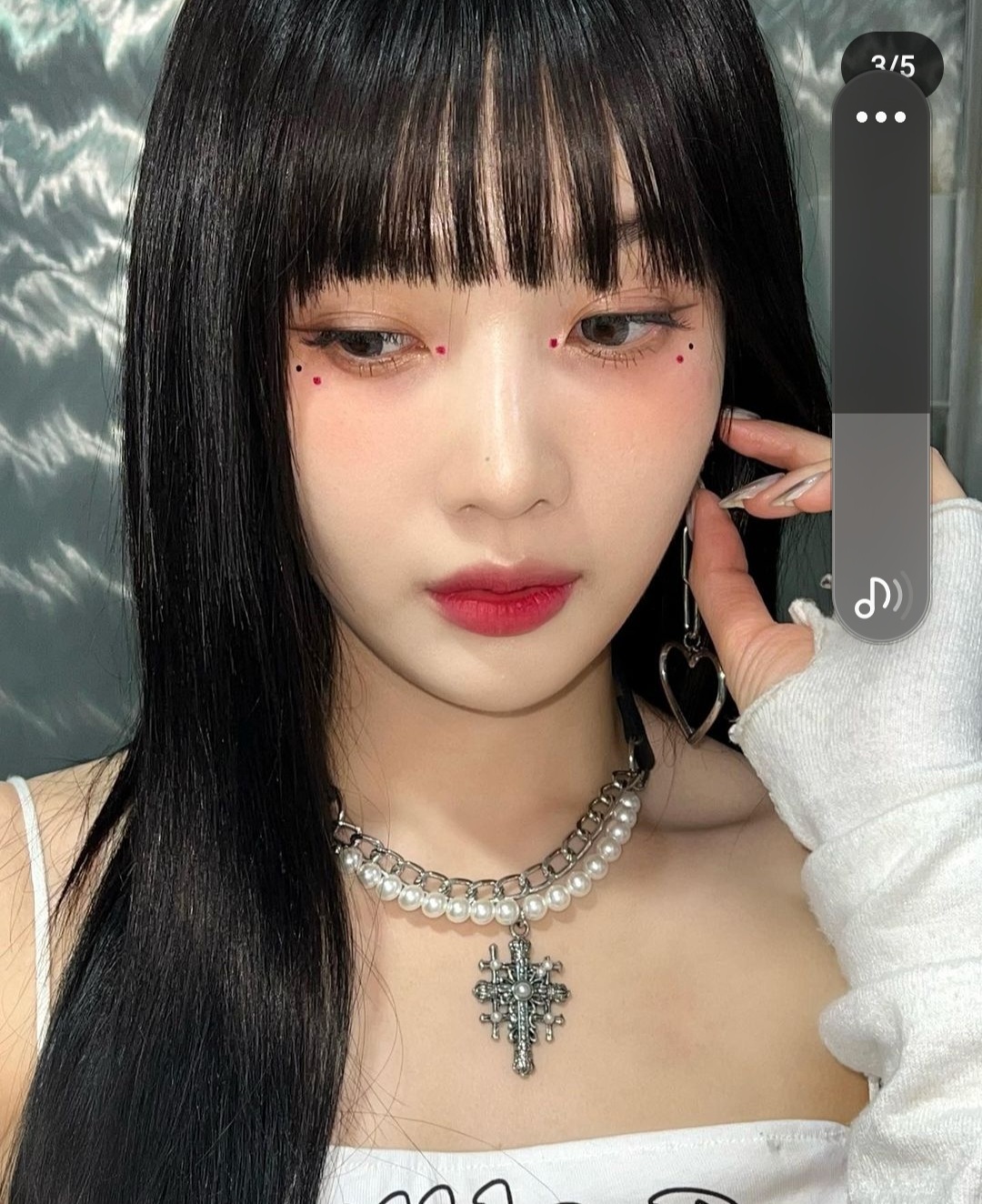 [잡담] 조이 방금올라온 사진 립 뭘까.. | 인스티즈