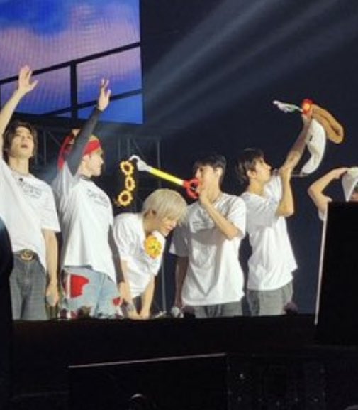 [잡담] 나 왜 이런게 웃기지 ㅈㅇ 도영 | 인스티즈