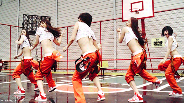 [잡담] 카라 미스터 코디 디키즈 바지랑 덩크인거 아는 사람 | 인스티즈