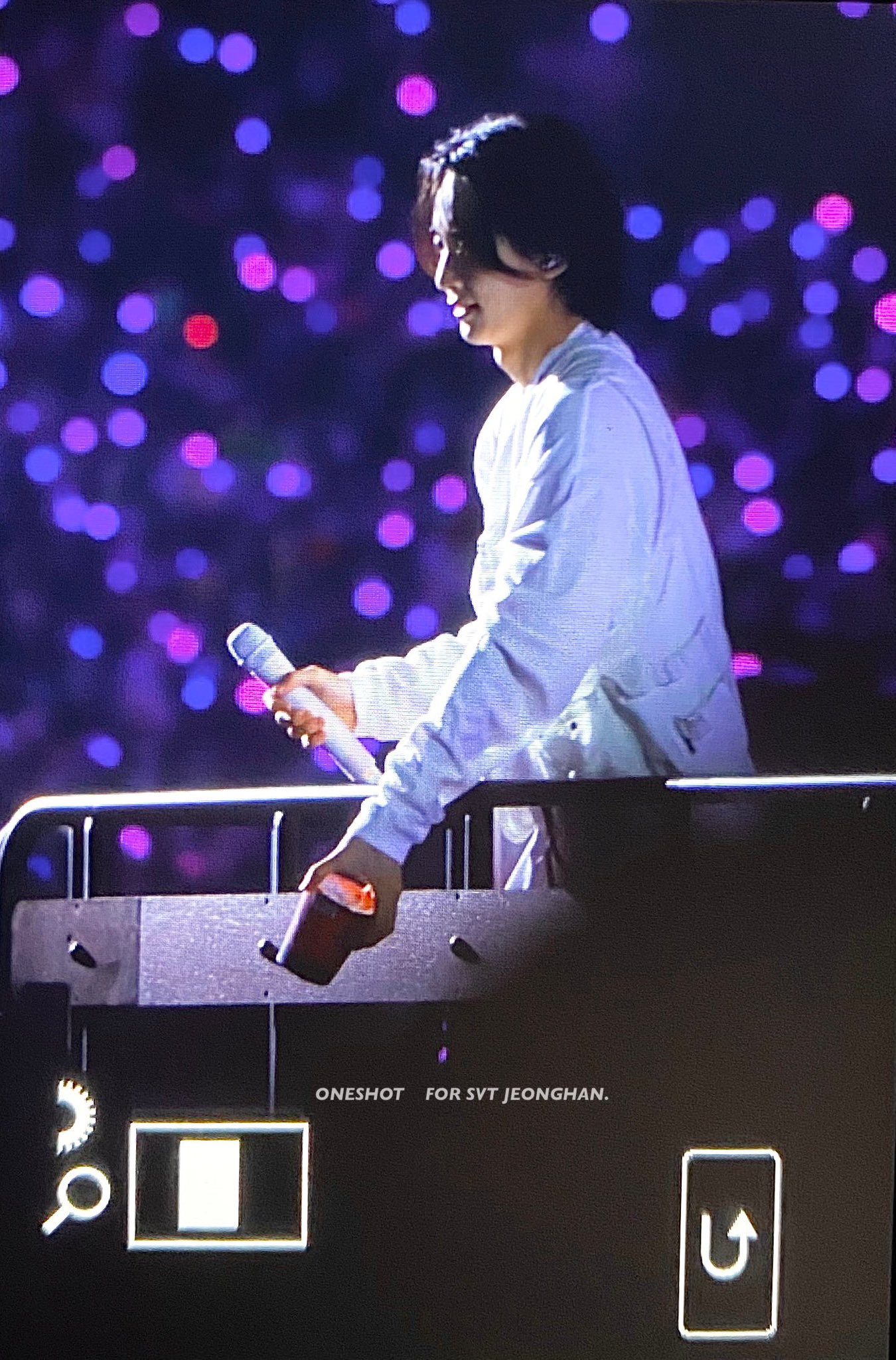 [잡담] 콘서트 중에 라면 주는 아이돌 어때 | 인스티즈