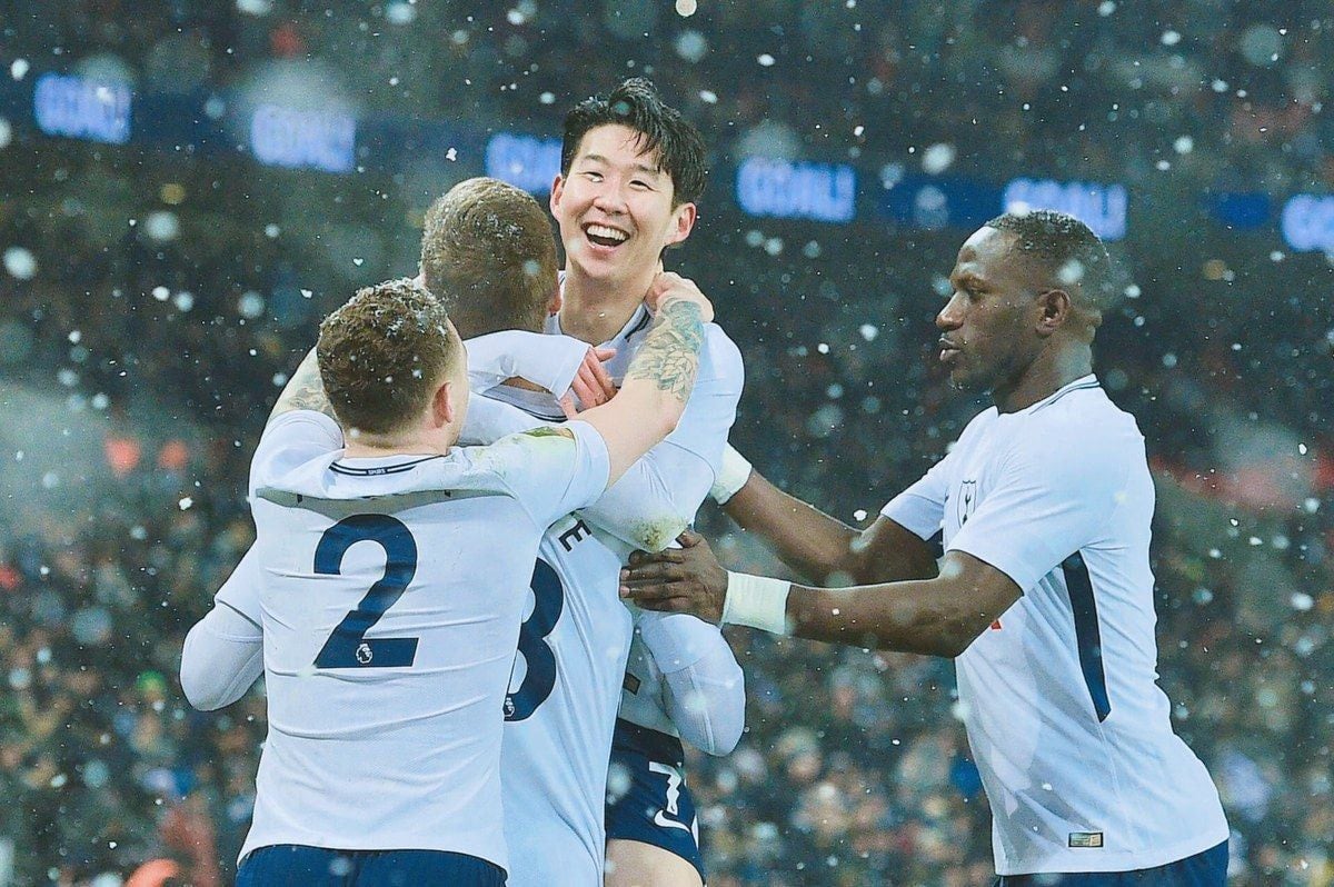 [잡담] 선수들은 힘들었겠지만 화면이 예뻤던 손흥민 경기 | 인스티즈