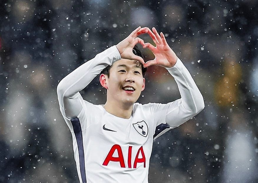 [잡담] 선수들은 힘들었겠지만 화면이 예뻤던 손흥민 경기 | 인스티즈