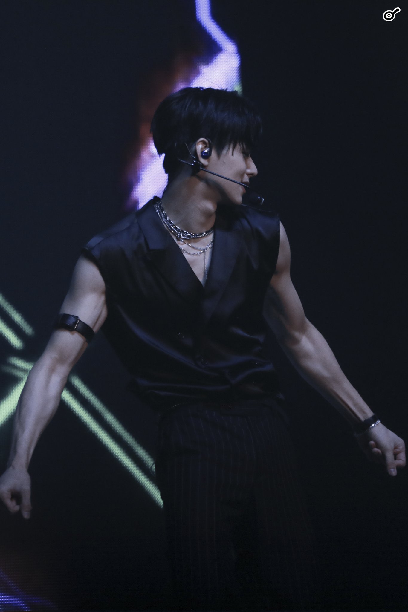 [잡담] 주연 팔근육 | 인스티즈