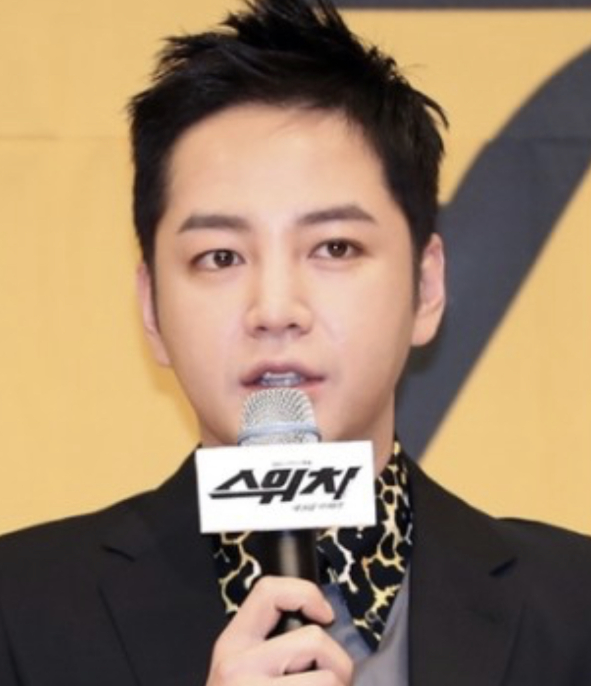 [잡담] 이분 이름 뭔지 아는 익...ㅠㅠㅠ | 인스티즈