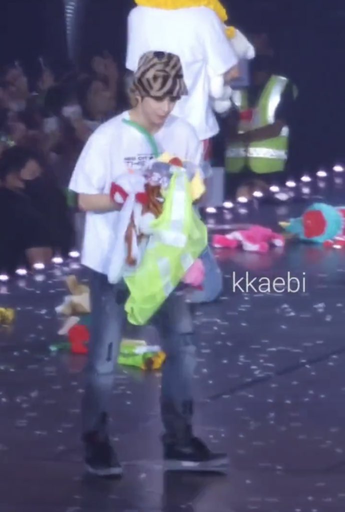 [잡담] 태용이랑 정우 정말 바리바리아티스트네 | 인스티즈