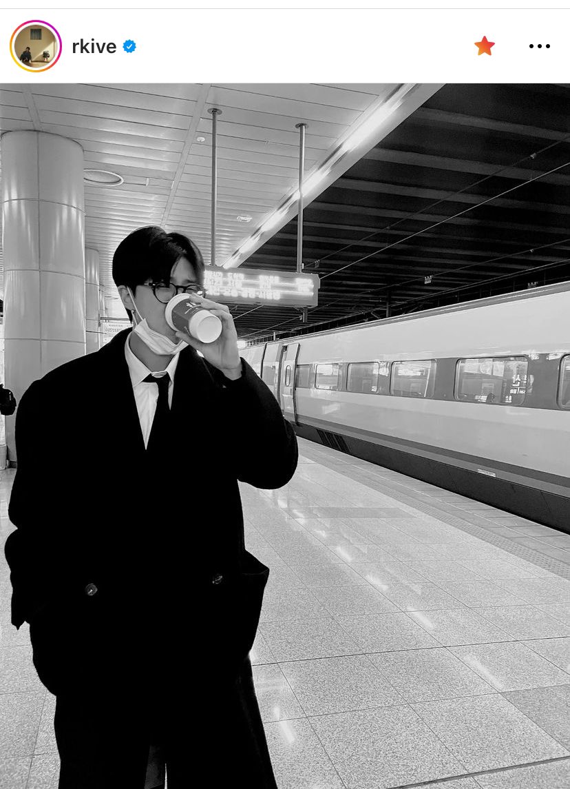 [잡담] 김남준 니 지금 지하철에서 커피 마시고 | 인스티즈