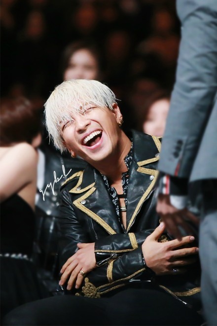 [잡담] 효린언니하고 태양 2세 태양 닮아도 눈 진짜 예쁠듯 | 인스티즈