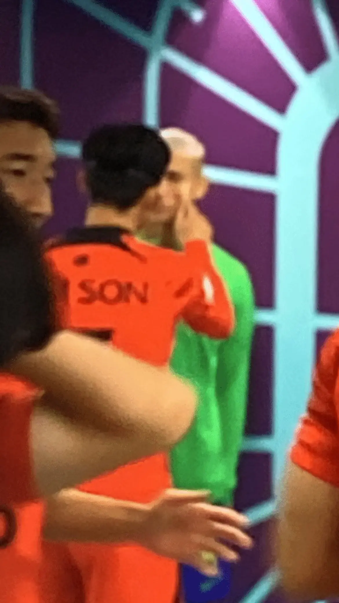 히샬리송 기강잡는 손흥민 | 인스티즈