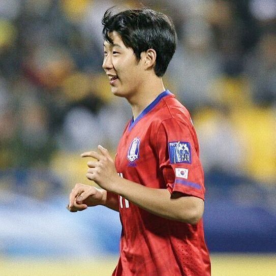 [잡담] 나만 아직 손흥민 막내 시절이 익숙하니?ㅠㅠ | 인스티즈