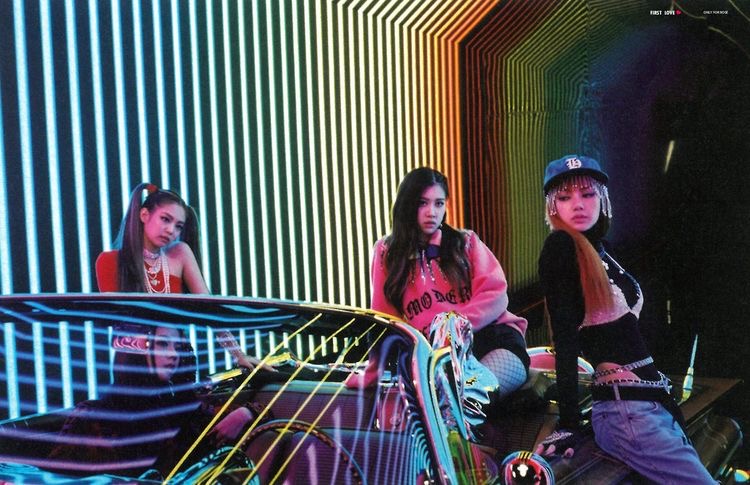 [잡담] 근데 블핑은 클래식카랑 어울리는거같아 | 인스티즈