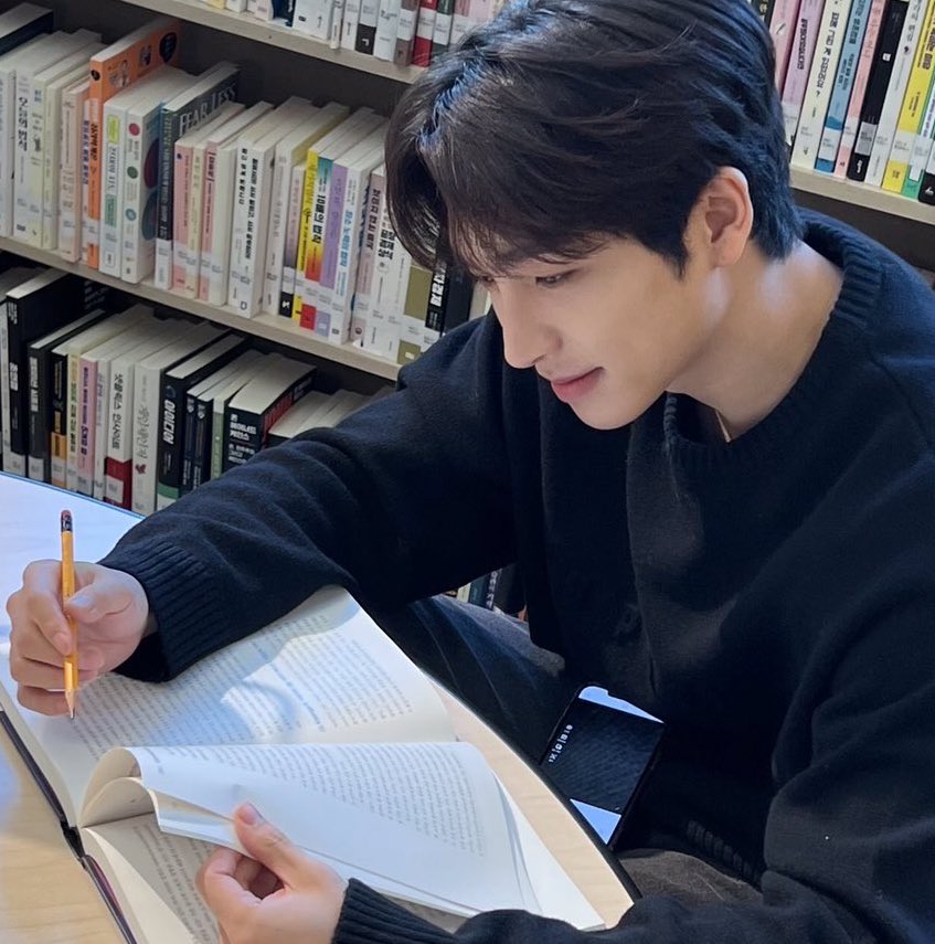 [잡담] ㄹㅇ 남친짤같음 개좋아 | 인스티즈