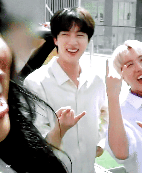 [잡담] 진 너무 예쁘게 웃는다 | 인스티즈