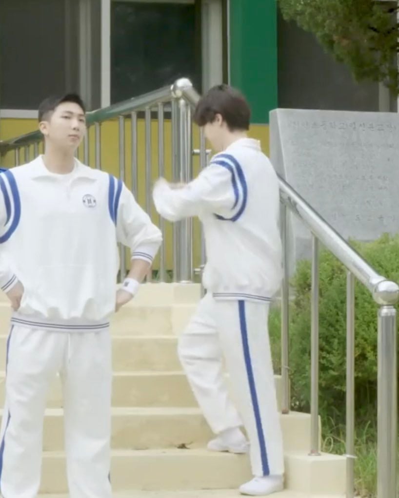 [잡담] 어딘가 되게 좀 하찮은 방탄 지민ㅋㅋㅋㅋㅋㅋㅋㅋㅋ | 인스티즈