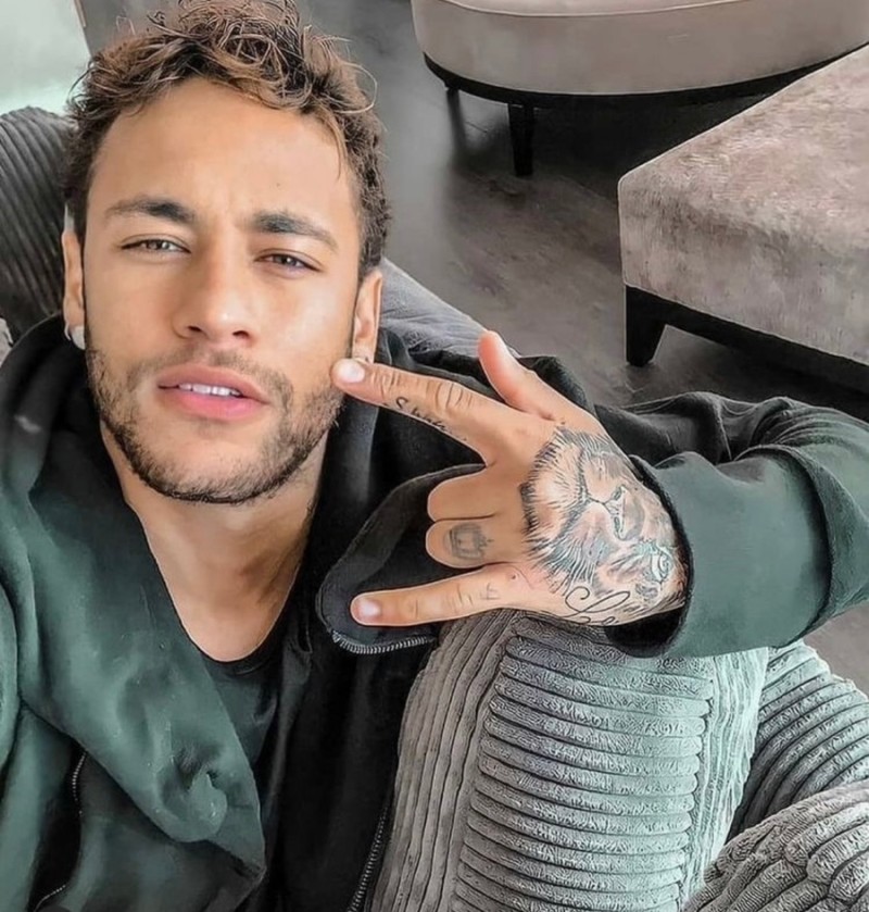 [잡담] 근데 네이마르 잘생겼다 내 생각보다 젊기도… | 인스티즈