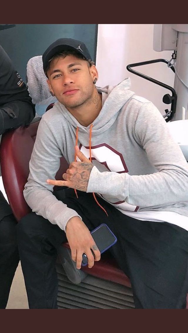 [잡담] 네이마르 되게 2000년대 미국 아이돌 상이다 | 인스티즈