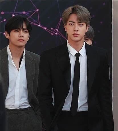 [잡담] 진 뷔 이사진 진짜 존/잘 | 인스티즈