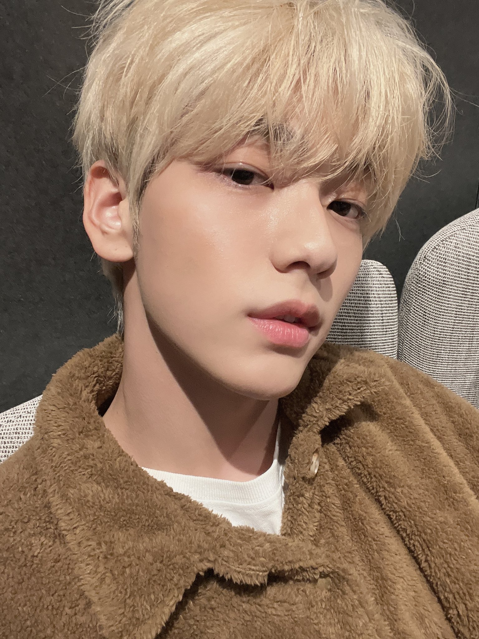 [잡담] 툽수빈 진짜 너무너무 잘생겼다.. | 인스티즈