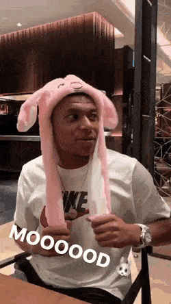 [잡담] 음바페 토끼모자 쓰고 있는 짤 | 인스티즈