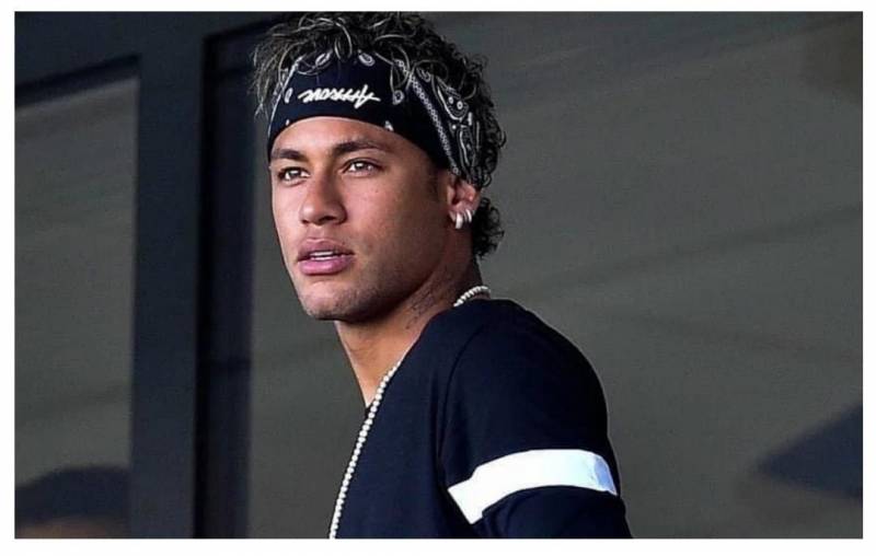 네이마르 지금보다 어렸을 때 넷플릭스 남주로 나올 것 같이 생김.. | 인스티즈