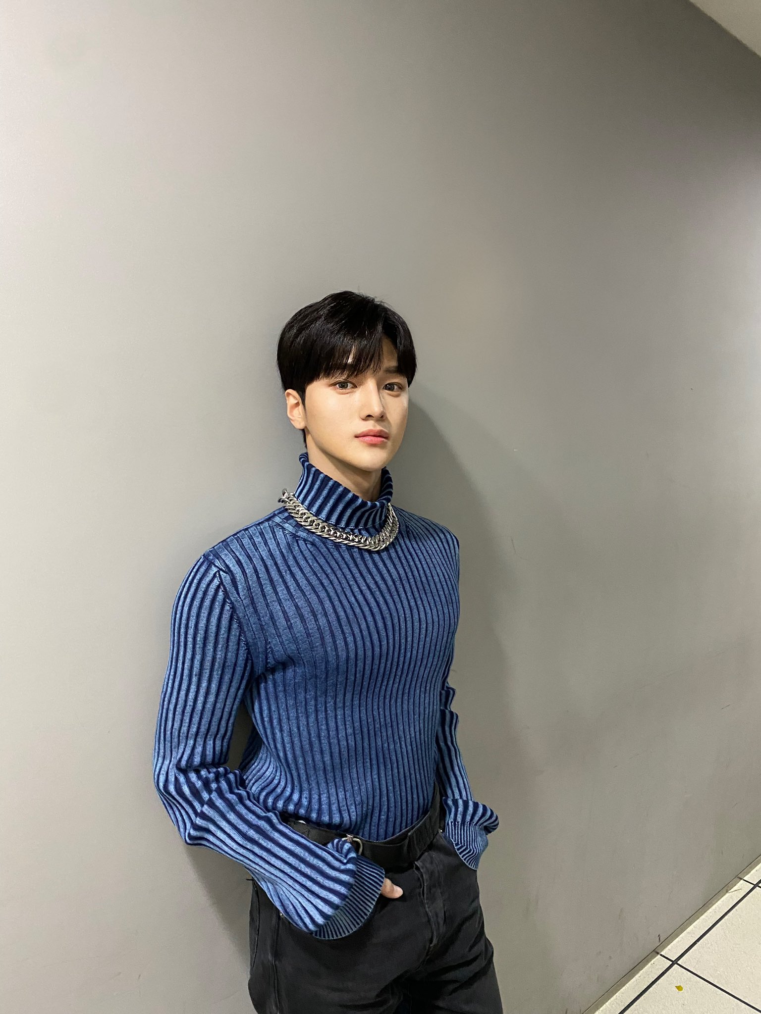 [잡담] 내 기준 4세대 비주얼 남돌 멤 모음 | 인스티즈