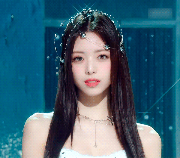[잡담] 유나 이짤 너무 이쁘다 와.. | 인스티즈