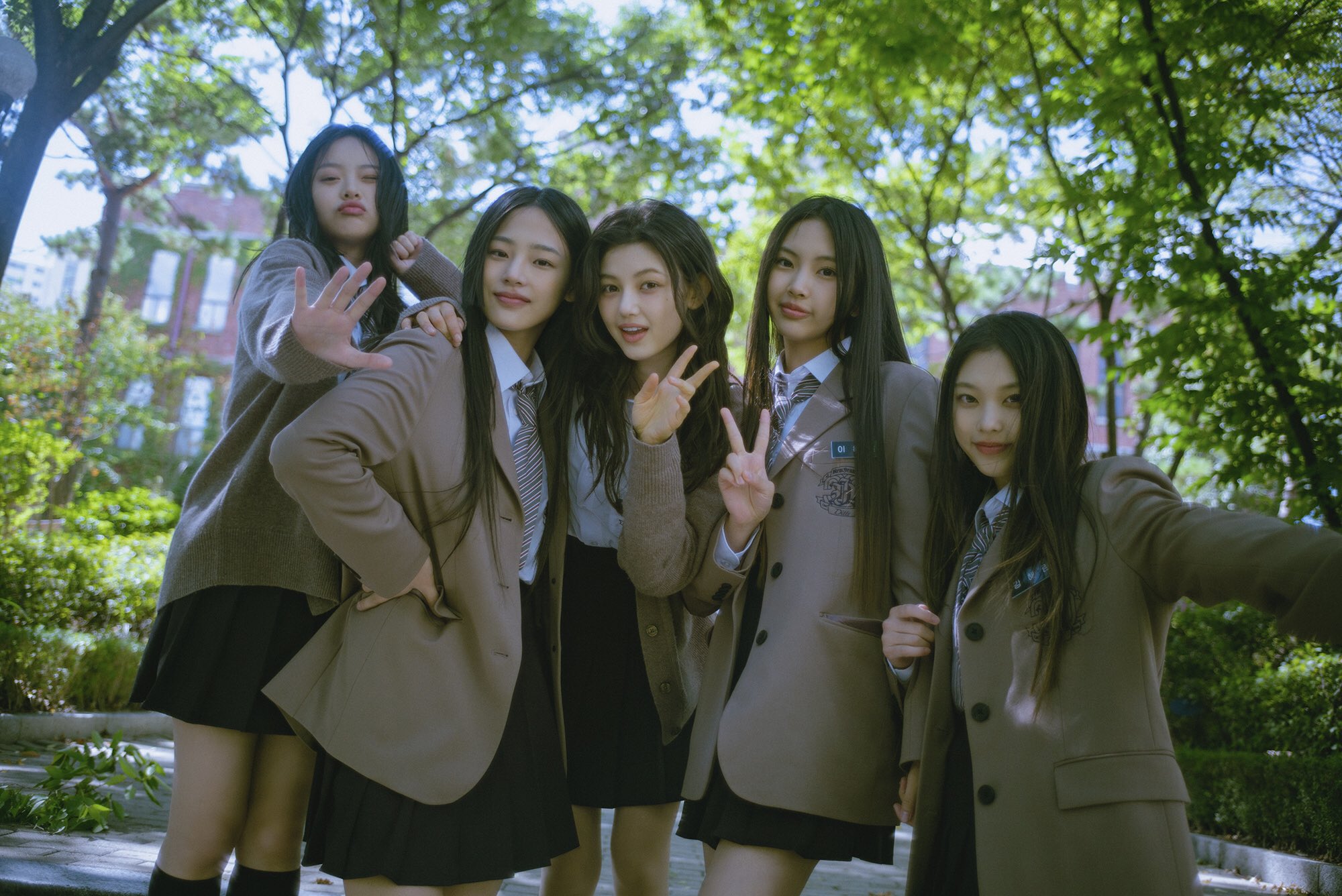 [잡담] 뉴진스 감성 어텐션 VS 디토 | 인스티즈