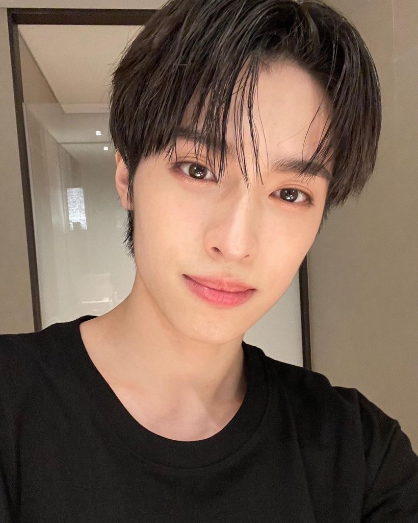 [잡담] 잘생기지 않음?ㅠㅠㅠㅠㅠㅠㅠㅠㅠㅠㅠㅠ | 인스티즈