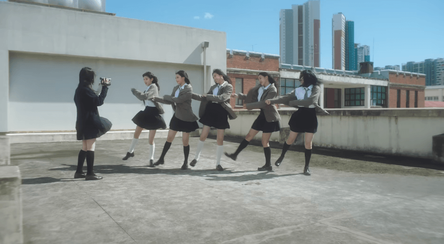 [잡담] 뉴진스 디토 뮤비 짤 공유 | 인스티즈