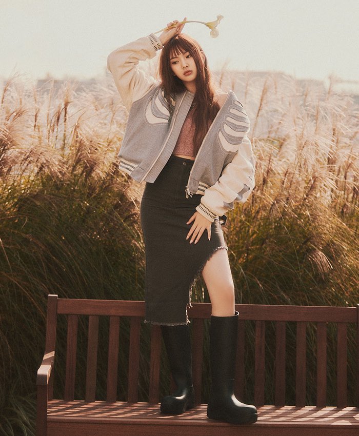 [잡담] 뉴진스 무신사 콜라보했는데 이미지 왤케 달라 | 인스티즈